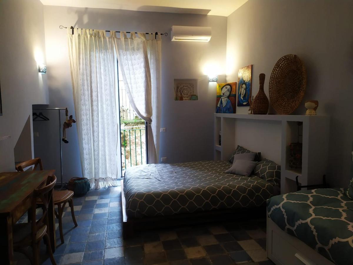 La Jacuvella Appartement Napels Buitenkant foto